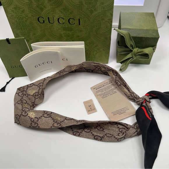 Gucci Accessories - Gucci Silk Neck Bow Bee x GG Pattern Brown Beige Women's Fashion Scarf
